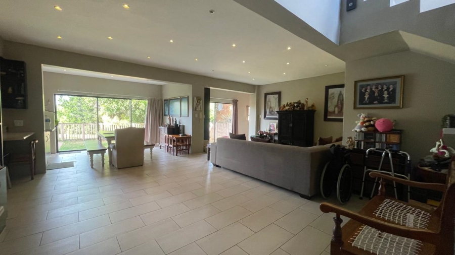 4 Bedroom Property for Sale in Blue Bend Eastern Cape